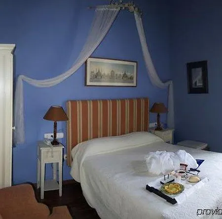 Hotel Bellas Artes Catedral