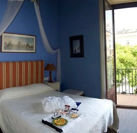 Hotel Bellas Artes Catedral 4*