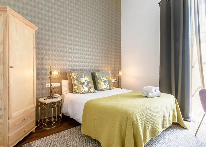 Hotell Bellas Artes Catedral 4*