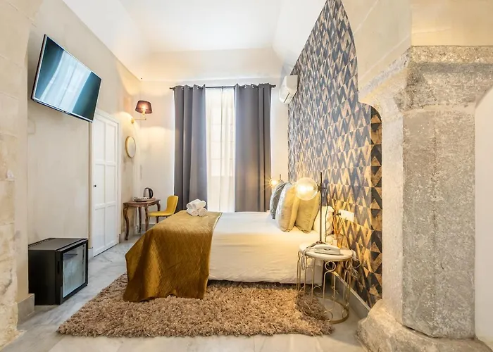 Hotel Bellas Artes Catedral 4*