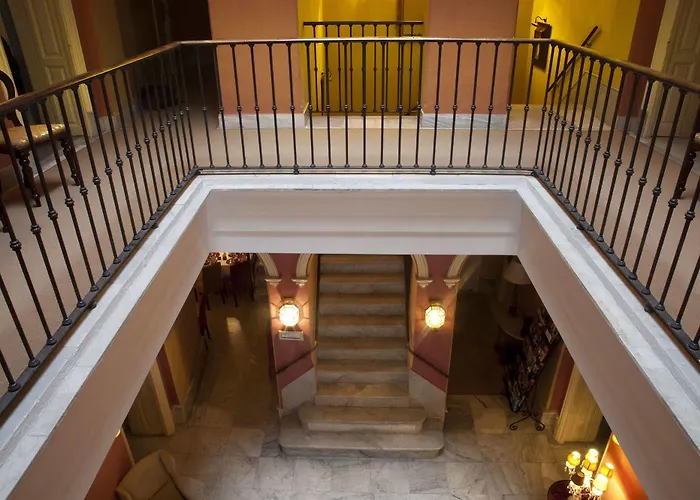 Bellas Artes Catedral 4*