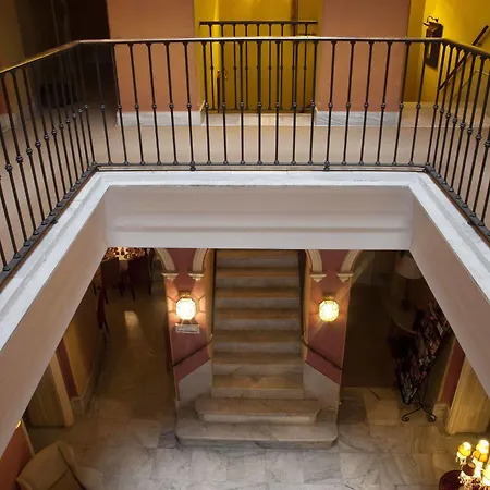 Bellas Artes Catedral 4*